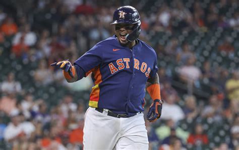 Catcher Martín Maldonado Is on a Tear for the Houston Astros - Sports ...