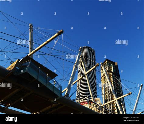 Kurilpa Bridge Over The Brisbane River Queensland Australia Stock