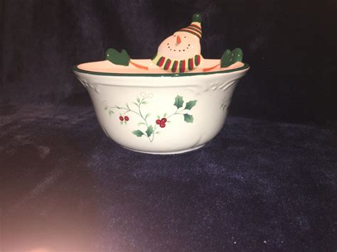 MINT Pfaltzgraff Winterberry Red White Green Snowman Ceramic All