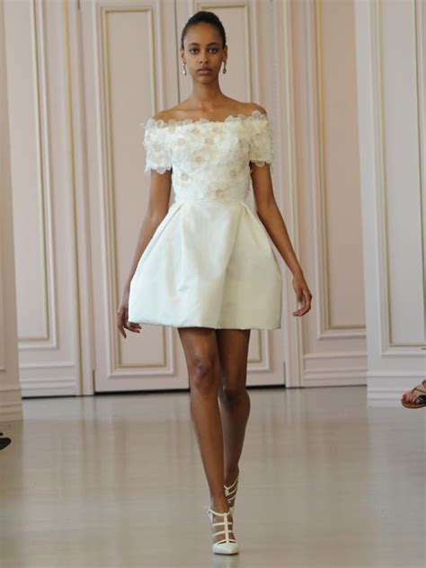 See Oscar De La Renta Wedding Dresses From Bridal Fashion Week