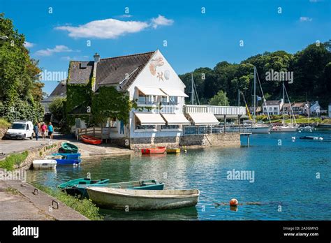 France, Finistere, Riec-sur-Belon, Belon harbour on Belon river Stock Photo - Alamy