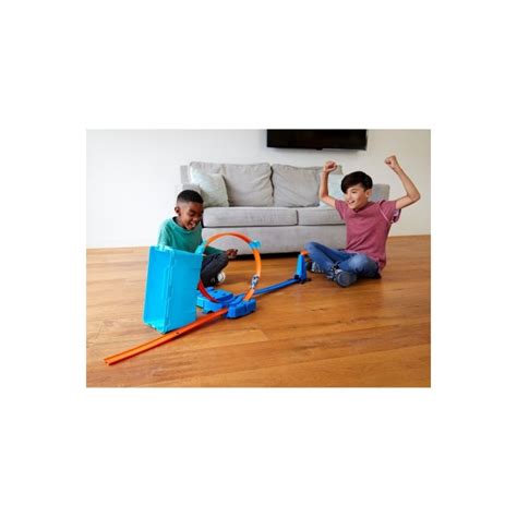 Hot Wheels Track Builder v kufříku Modré víko Maxíkovy hračky