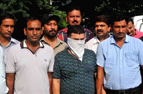 Delhi Police Crime Branch arrests 2 in human trafficking racket