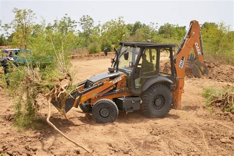 Case Ex Magnum Backhoe Loader Hp Kg Price From Rs