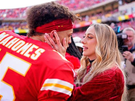 Patrick Mahomes Heartfelt Pregame Moment With Brittany Mahomes Steals