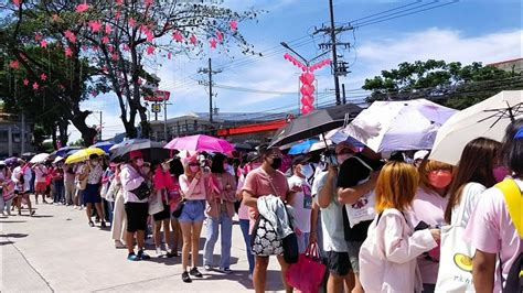 Grabe 1 30pm Palang Ang Haba Haba Na Ng Pila Sa Rally Ni Vp Leni At