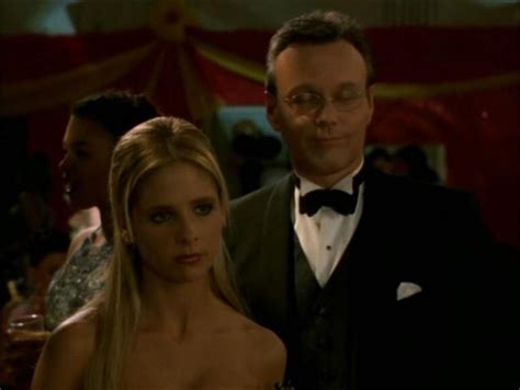 Buffy And Giles Buffy The Vampire Slayer Photo 37435867 Fanpop