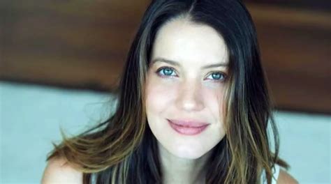 Nathalia Dill Mostra O Rosto Da Filha De 2 Meses Ela Tem Seus Olhos