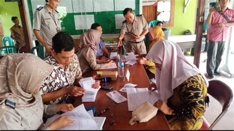 Proyek Bendungan Karangnongko Terus Berjalan Galeri Foto