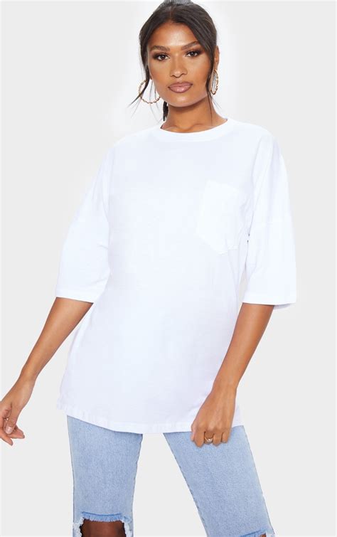 Tee Shirt Oversize Blanc À Poche Poitrine Prettylittlething