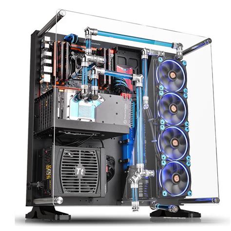 Check Out This Beautiful Transparent PC Case