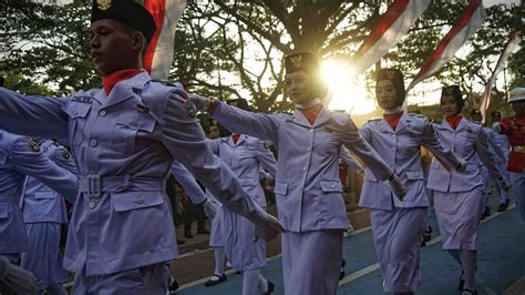 Infopublik Upacara Penurunan Bendera Di Pangkep