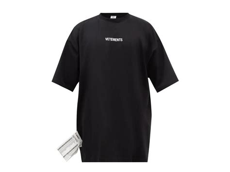 Sasom เสื้อผ้า Vetements Black Logo T Shirt เช็คราคาล่าสุด