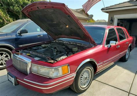 1994 Lincoln town car_ Signature Series for sale: photos, technical ...