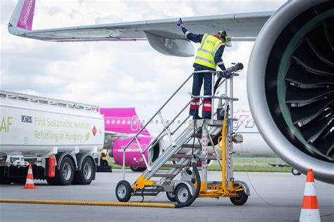 Wizz Air To Lose More Than 20 Of Its Planes Due To Faulty Engines The