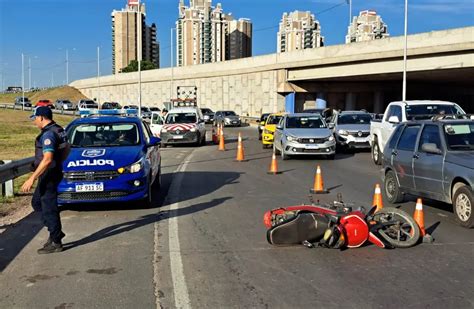 Ciudad De Córdoba Hombre Joven Y En Moto La Víctima Más Común En