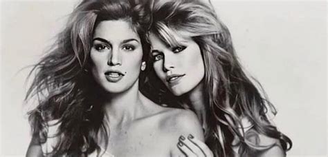 Cindy Crawford Εύχεται στην Claudia Schiffer για τα γενέθλιά της με μια Throwback φωτογραφία