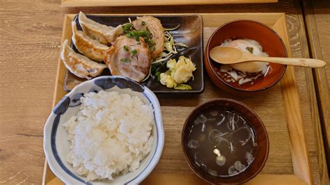 みんなの「肉汁餃子製作所ダンダダン酒場 昼ごはんランチ」 口コミ・評判｜食べたいランチ・夜ごはんがきっと見つかる、ナウティスイーツ