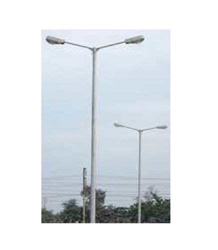 Floor Mounted Polished Finish Heavy Duty Street Lighting Pole At Best