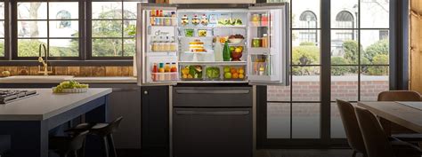 LG Large Capacity Refrigerators: Get Extra Storage | LG USA