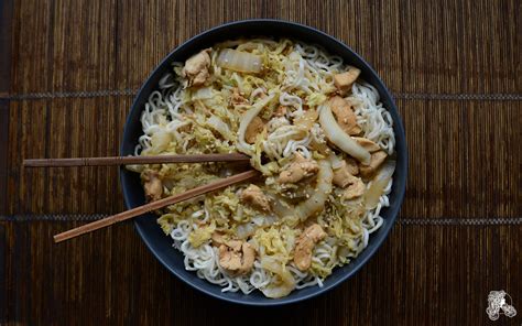 Wok De Poulet Au Chou Chinois Recettes Gastronomico