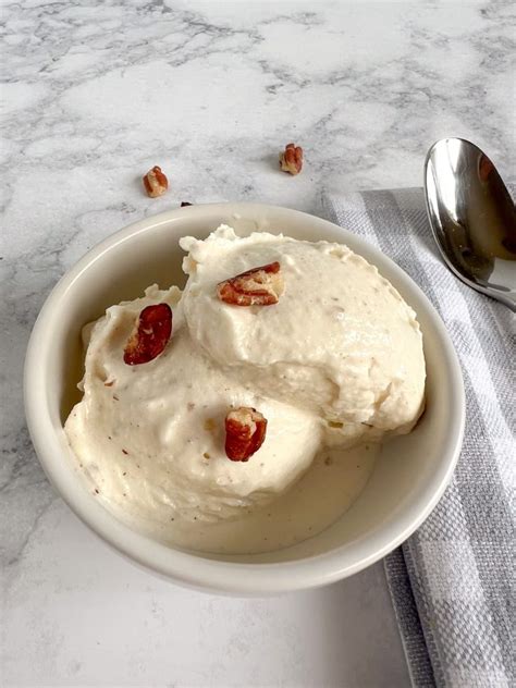 Homemade Maple Pecan Ice Cream