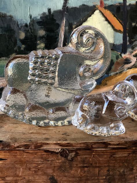 Set Of Elephants By Lars Hellsten For Skruf Figurines Paperweights 1960s Boho Midcentury Modern