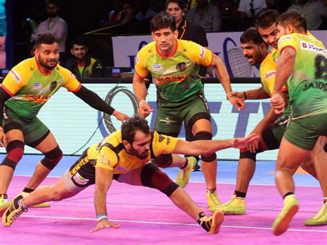 Pro Kabaddi League: Patna Pirates Beat Bengaluru Bulls 46-32 | Kabaddi News