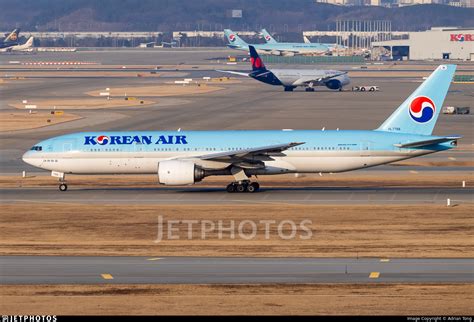 HL7766 Boeing 777 2B5 ER Korean Air Adrian Tong JetPhotos