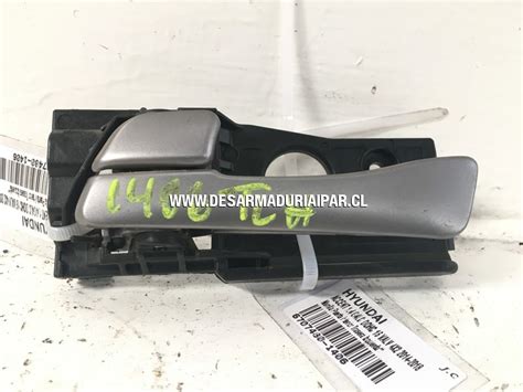 Manilla Puerta Interior Trasera Izquierda HYUNDAI ACCENT 1 4 G4LC