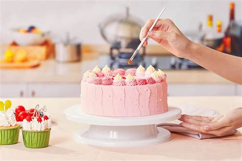 The 10 Best Cake Decorating Tools