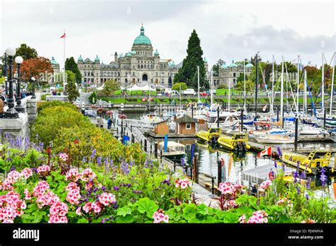 Downtown Victoria Island Canada Hi Res Stock Photography And Images Alamy