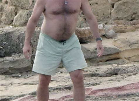 Jon Hamm Shirtless Beach Photos Naked Male Celebrities