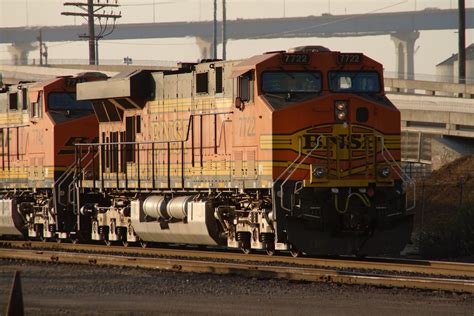 Bnsf Es44dc In Downtown San Diego Early Morning Danny Englander Flickr