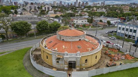 O Teatro Paiol E O Navio De Teseu