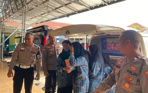 Bongkar Post Inisiasi Perpustakaan Keliling Kapolres Tulang Bawang