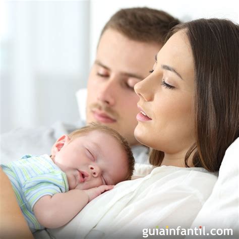 Compartiendo cama con papá y mamá pero no es para dormir Telegraph