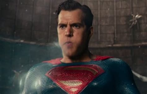 Henry Cavill Superman Mustache Surfaces From Justice League | Cosmic ...