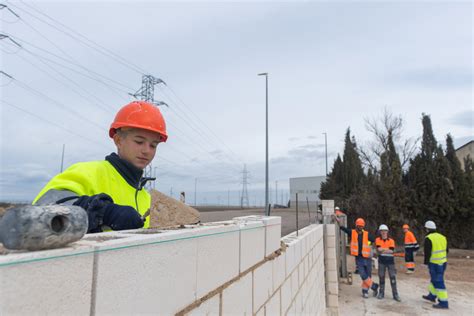 Mujeres en la construcción en Aragón Imágenes