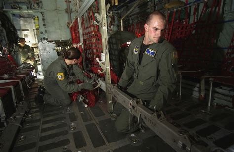 Us Air Force Usaf Staff Sergeant Ssgt Andrew Cannarozzo Foreground