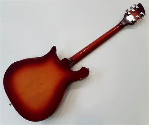 61012 Rickenbacker 61012 Audiofanzine