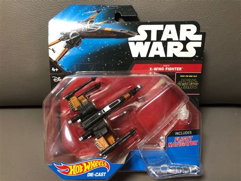 HOT WHEELS set 盒 Star Wars 星球大戰 Poes X Wing Fighter TIE Fighter 全新未開封 興趣及遊戲 玩具 遊戲類