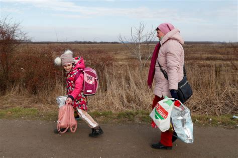 Fleeing Russian Onslaught Ukrainians Seek Safety Across Western