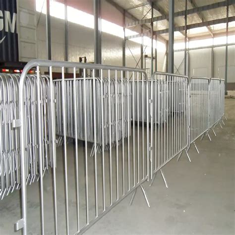 Galvanized Steel Metal Safety Barricade Traffic Crowd Control Barrier