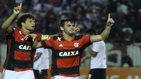 De Novato A Comandate Willian Arão Conquista O Flamengo Flamengo Notícias E Jogo Do