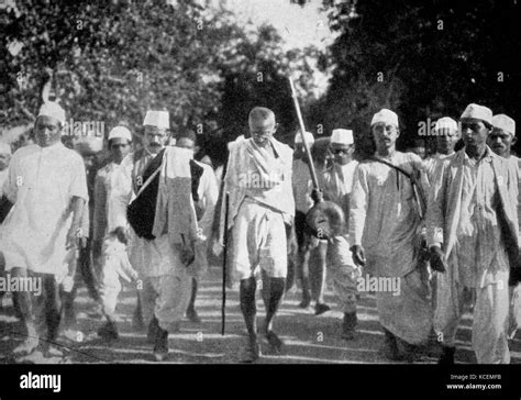 India mahatma gandhi 1930 hi-res stock photography and images - Alamy