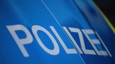 Polizei Nimmt Exhibitionisten Im Ahnepark In Vellmar Fest