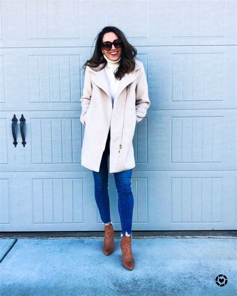 Winter Style with LOFT // Absolutely loving my @loft coat! It’s the ...