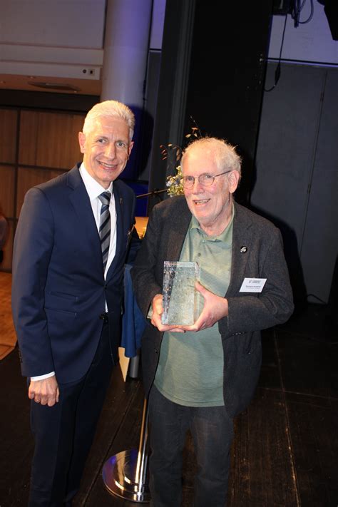 Buchholz Kulturb Ckerei Hanstedt Mit Kulturpreis Blauer L We Des