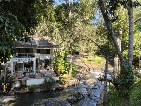 Mae Kampong Village Chiang Mai Thailand | BudgetCatcher